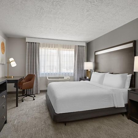 Holiday Inn & Suites Albuquerque Airport By Ihg Exterior photo