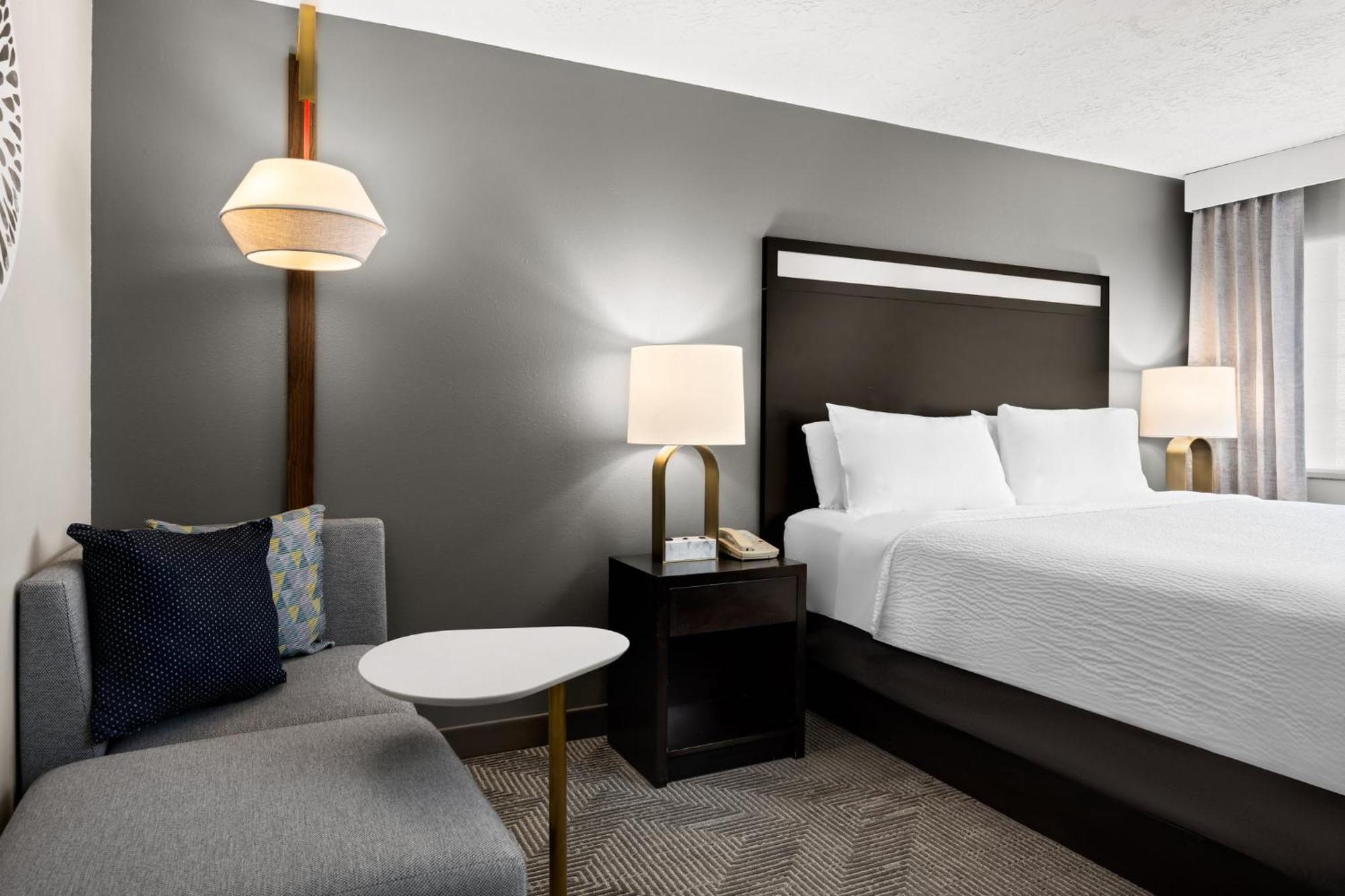 Holiday Inn & Suites Albuquerque Airport By Ihg Exterior photo