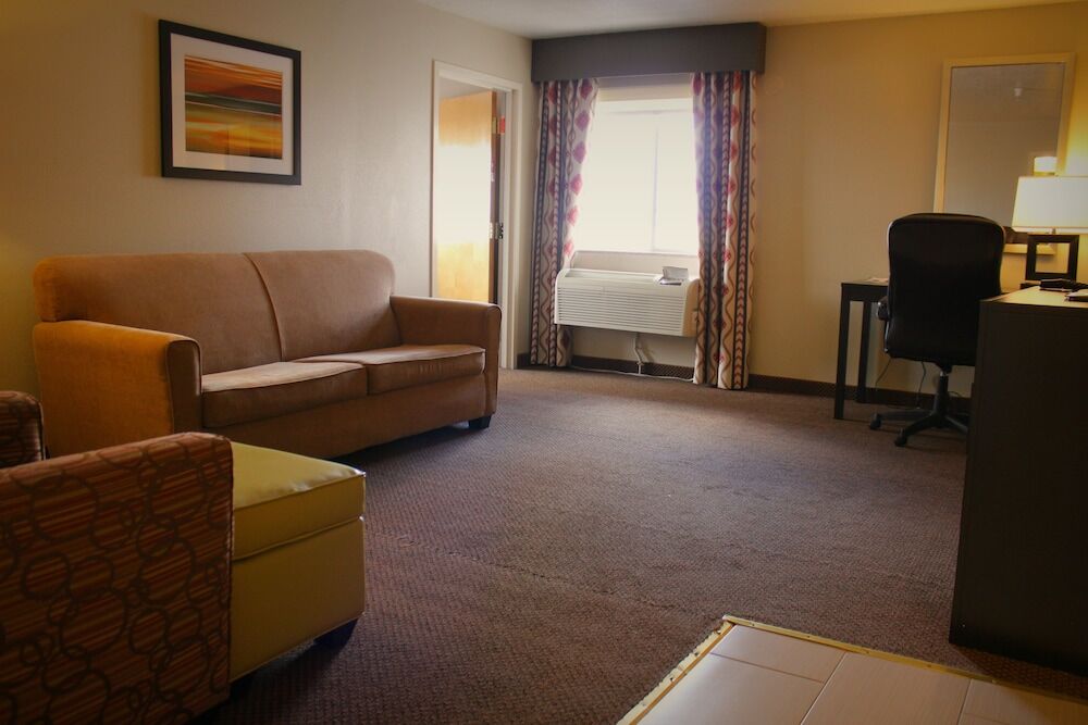 Holiday Inn & Suites Albuquerque Airport By Ihg Exterior photo